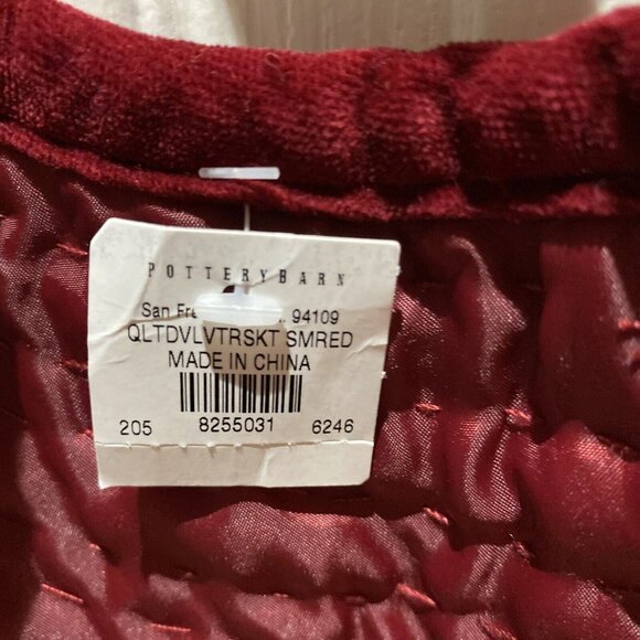 Pottery Barn Tree Skirt Christmas Velvet Quilted Monogrammed Thebuchenaus 45” - Picture 6 of 9